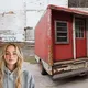 Esta joven vive en un camión: no juzgues hasta que veas su interior