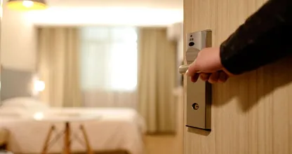 Reizigers opgelet: het kluisje in je hotelkamer is niet zo veilig als je denkt