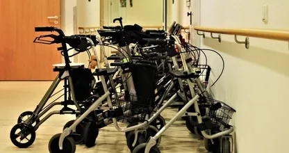 OMT: 'Verpleeghuizen kunnen beginnen met versoepelen'