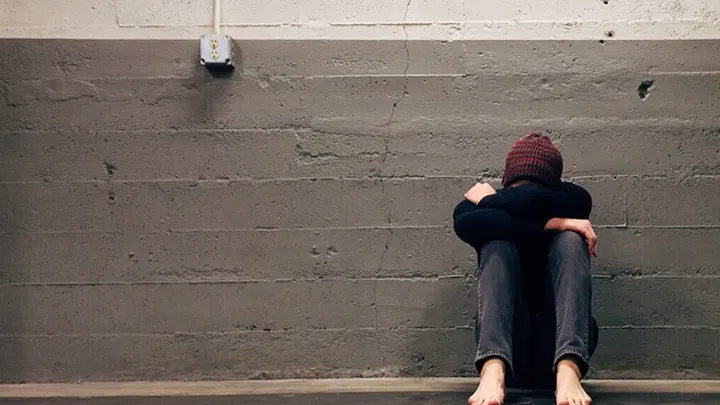 This waitress is shocked when she finds out who the homeless person she's feeding actually is