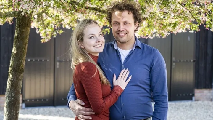 BzV-Bastiaan en Milou lachen om zwangerschapsgeruchten