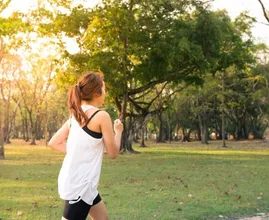 Kan sporten op een lege maag gewichtsverlies versnellen? Dit zegt de arts