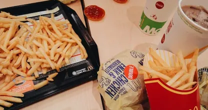 Wedden dat dit jou nog nóóit is opgevallen in de McDonalds? Vanaf nu let je er altijd op!