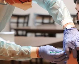 OMT: Registratie van vaccinaties worden later dan bedoeling gedaan