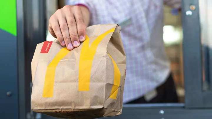 Hebben: McDonald's lanceert binnenkort Happy Meal voor volwassenen