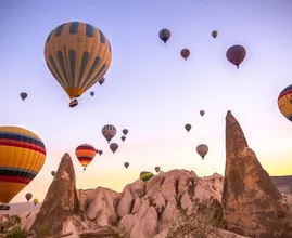 Let's get high: Mysteryland organiseert online festival vanuit luchtballon