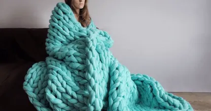 Maak eenvoudig zelf deze waanzinnig gave dekens voor in de winter of voor op de bank. Ontdek hoe je ze maakt!