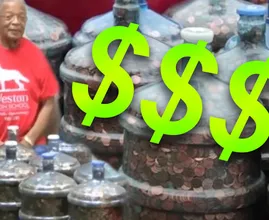 This man saved up his change for 45 years; the final amount will amaze you!