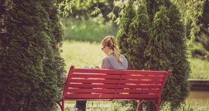 Nog single en wil een relatie maar niet lukken? Jouw sterrenbeeld vertelt je waarom