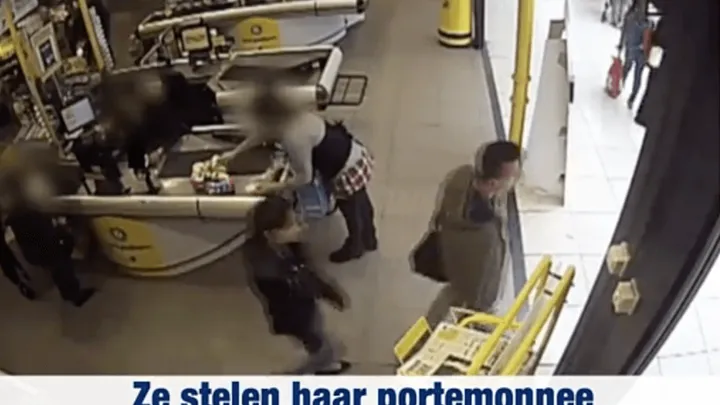 VIDEO: wie herkent deze dieven die 1200 euro van een bejaarde dame stelen? Delen svp!