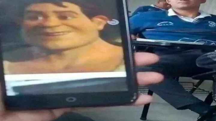 Olhe Duas Vezes, Ria Duas Vezes: 40 Fotos Escandalosamente Divertidas de Doppelganger