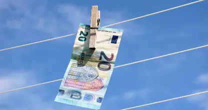 Geld gevonden op straat? Je kunt het beter laten liggen om deze reden
