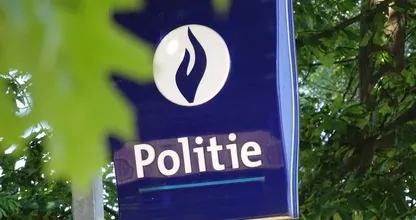 Deze agent bedenkt een hele bizarre straf voor schelden met het woord 'kanker'