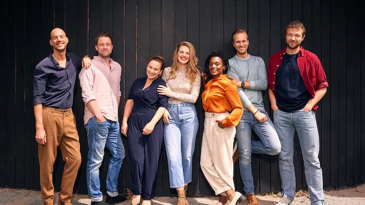 Goed nieuws voor fans van Dertigers: de serie sluit af met een kerstspecial