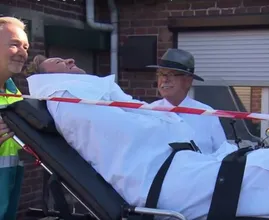 Kijkers lachen zich rot door dit fragment uit Mr Frank Visser Doet Uitspraak