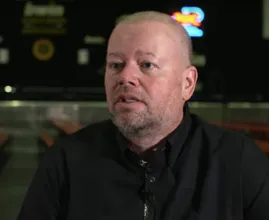 Raymond van Barneveld doet boekje open over scheiding van Silvia