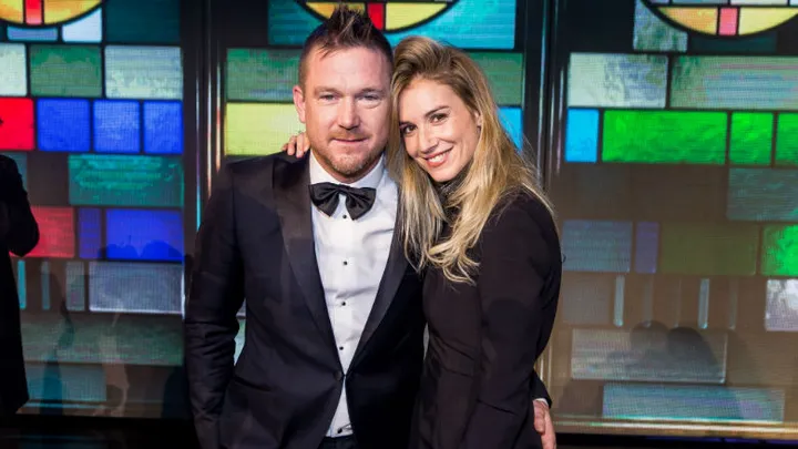 Johnny de Mol en Anouk van Schie verwachten tweede kindje!