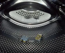 Detergente para lava-louças na máquina de lavar roupa? Este truque é fácil e extremamente útil!