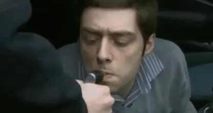 VIDEO: Deze man moest van de politie een blaastest doen maar wat er toen gebeurde.. Wij liggen in een scheur!