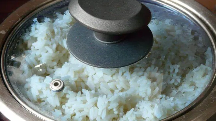 Opa: estes são os 6 erros que a maioria das pessoas comete quando cozinham arroz