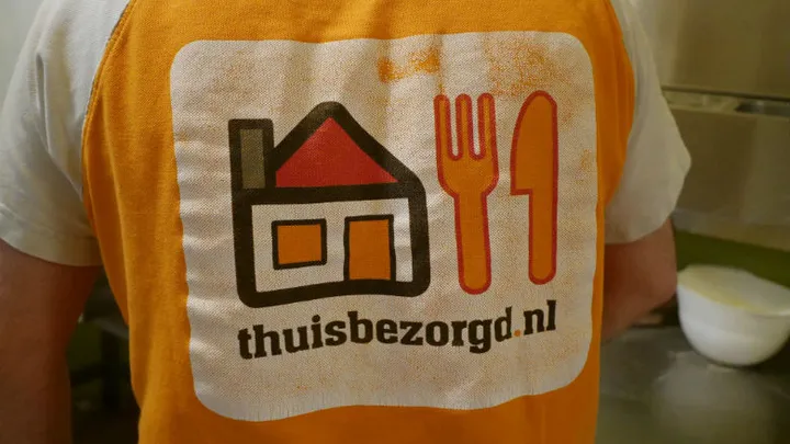 Thuisbezorgd komt met nieuwe dienst waarbij je baas voor je lunch betaalt