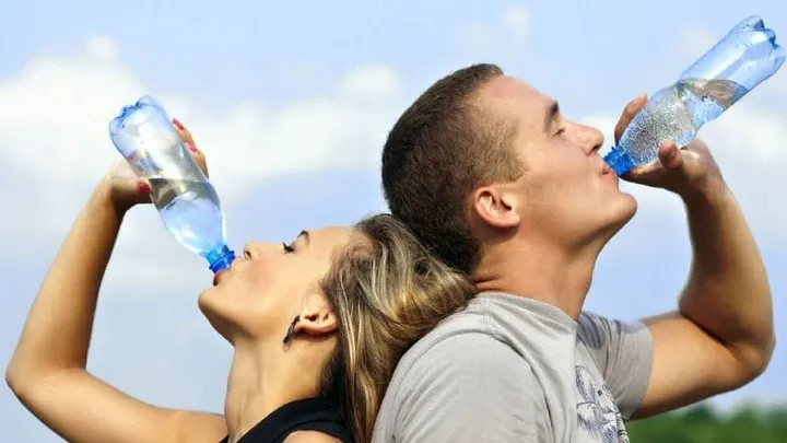 These are the moments when you shouldn't be drinking water