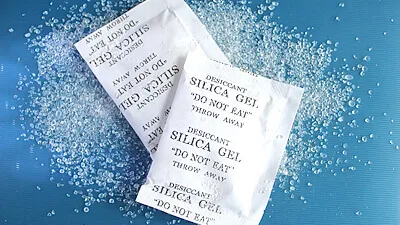Wauw, gooi je silica gel-zakjes NOOIT weg! Daar ga je spijt van krijgen, lees dit eens.