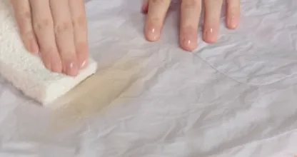 This is how you remove a coffee stain from your clothes in no time at all