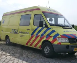 Ambulancebroeders rijden stervende man naar McDonald's voor laatste ijsje