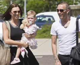Vrouw Fernando Ricksen deelt emotioneel bericht: ‘Elke dag is moeilijker zonder jou’