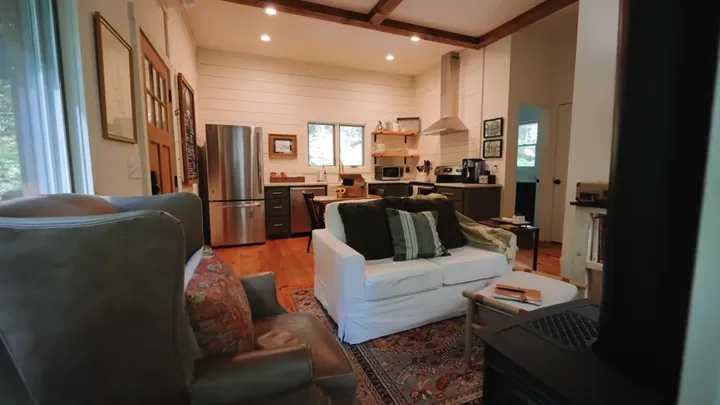 This 27-year-old lady is living in a house of only 290 sq. ft., but when you see the inside you’ll want to live there!