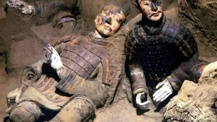 Dive Into History With These Impressive and Rare Images From the Past