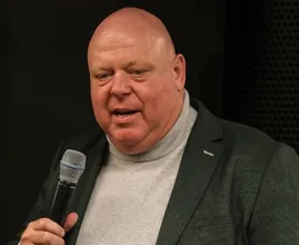 Peter Gillis is ondanks doodsbedreigingen ‘voor niemand bang’