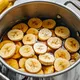 Faites bouillir une banane dans du vinaigre et buvez cette boisson : Les résultats surprenants du matin !