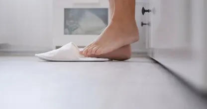 124.000 keer per jaar naar de spoedeisende hulp na een val: deze schoenen raden artsen aan