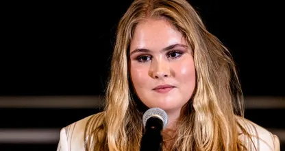 Eerste reactie Amalia op bedreigingen: 'Ik heb het er moeilijk mee'