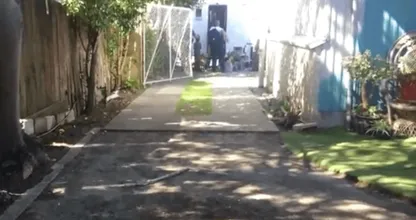 De politie deed een inval in DIT huis en wat ze daar aantroffen geloof je nooit.. Bizar!