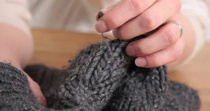 Praktisch: der beste Trick deinen Wollpullover absolut fusselfrei zu halten!