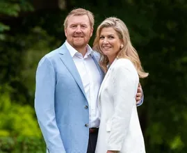 Koningspaar over vakantiefoto: 'We hadden meer afstand moeten houden'