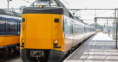 Vrijwel heel het treinverkeer in Nederland platgelegd