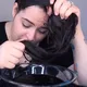 Por eso debes lavarte el cabello con cola