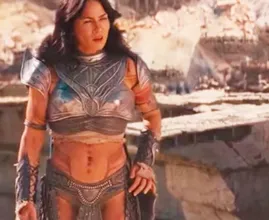 These Movie Wardrobe Fails Nearly Ruined Everything