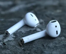 Zo maak je je AirPods schoon zonder ze kapot te maken