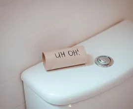 Deze 5 dingen mag je nóóit door de wc spoelen