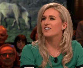 Serieuze Britt Dekker bij 'Jinek': actie om dieren te redden krijgt daverend applaus van publiek