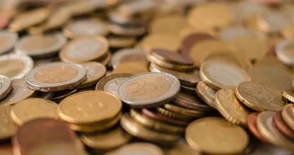 Door pandemie verliest helft wereldbevolking inkomen