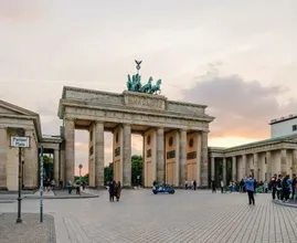 Vakantiegangers opgelet: acht Europese landen van oranje naar geel