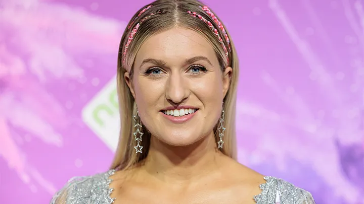 Britt Dekker deelt bizarre eetgewoonte: ‘Als het koud werd at ik het op’
