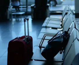 De rolkoffer is vanaf november geen handbagage meer bij deze vliegtuigmaatschappij