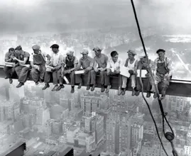 Famous And Iconic Historical Pictures - Colorized!